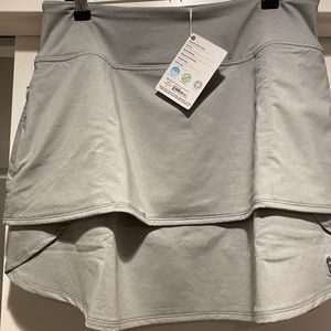 FootJoy women’s layered skort in heather grey